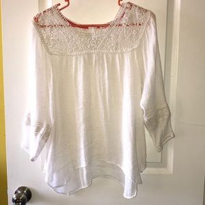 Half sleeve white blouse